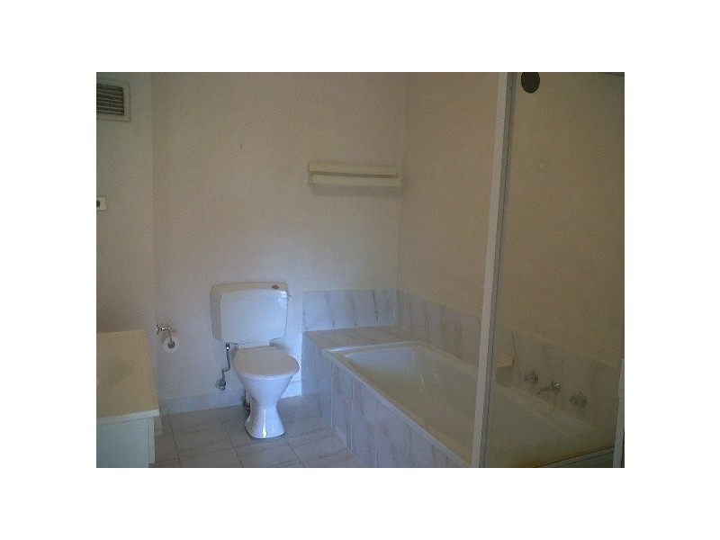 38/2 Riverpark Dr, Liverpool NSW 2170