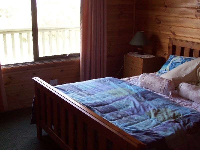 6 Neil Black Street East, Nelson VIC 3292