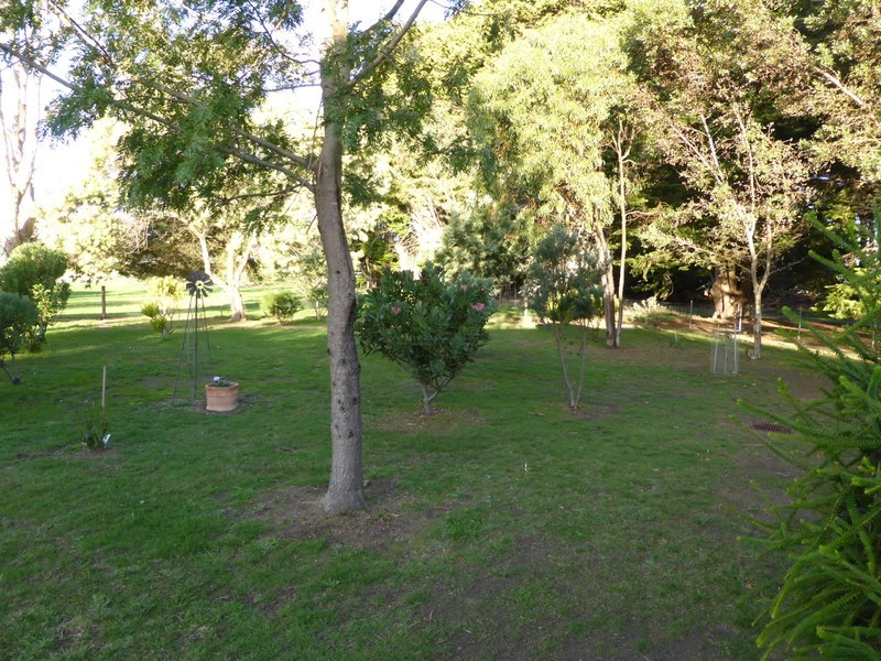 18 Strathdownie School Road, Strathdownie VIC 3312