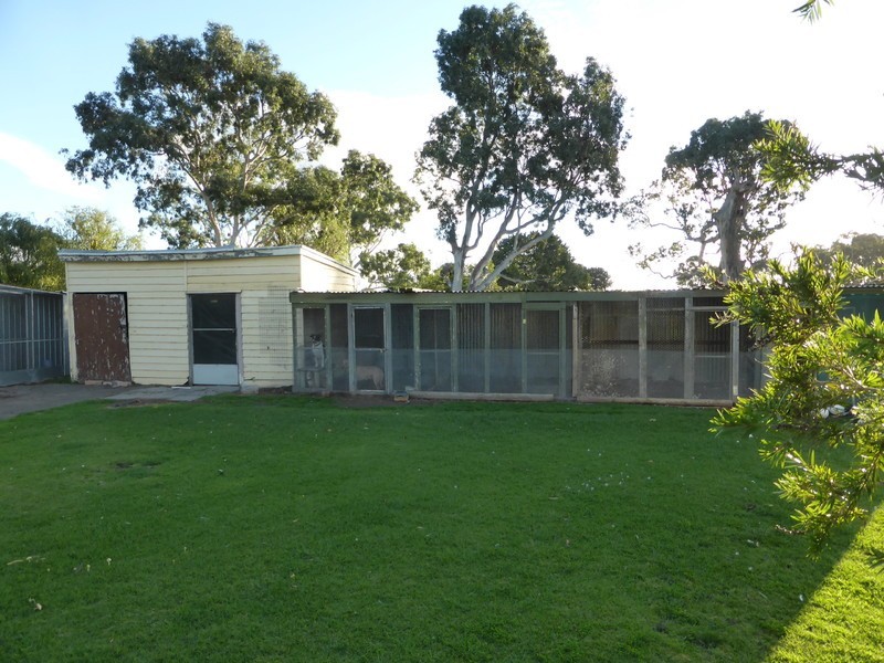 18 Strathdownie School Road, Strathdownie VIC 3312