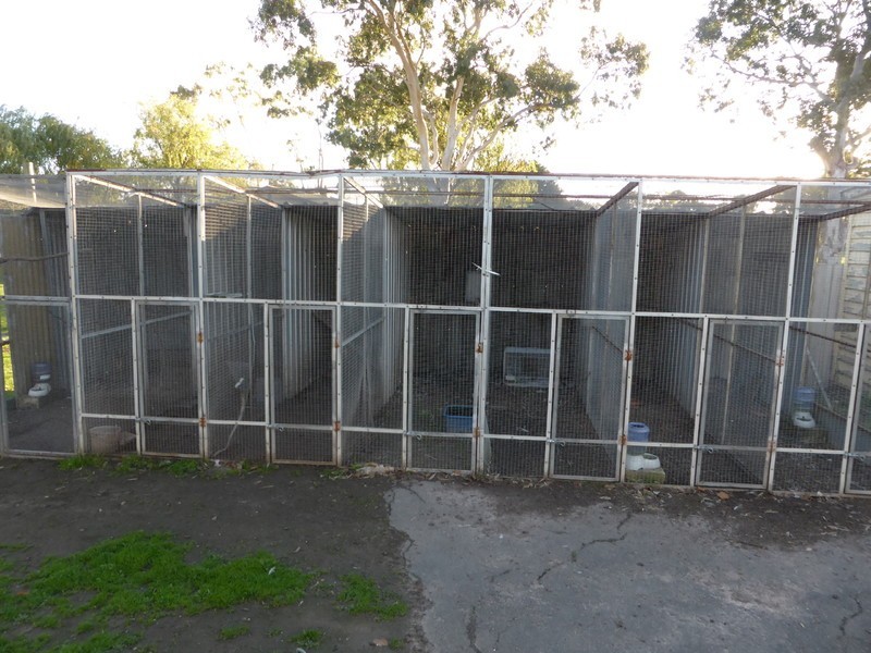 18 Strathdownie School Road, Strathdownie VIC 3312