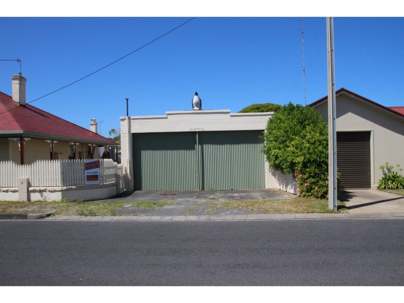 4 French Street, Port Macdonnell SA 5291