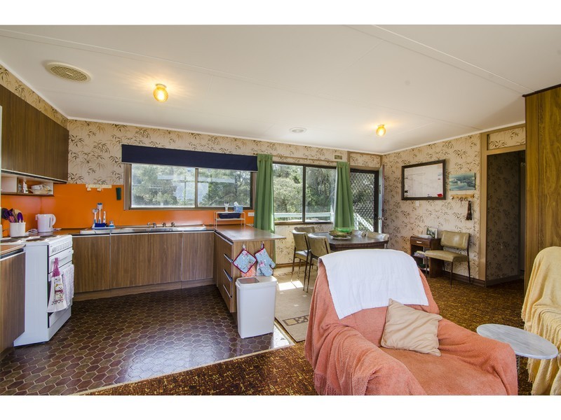4 Maroochy Drive, Nelson VIC 3292