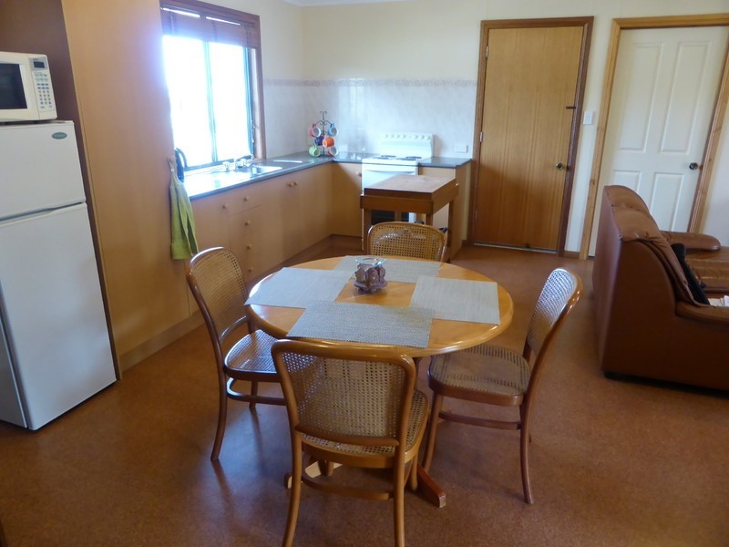 3 Moonah Avenue, Nelson VIC 3292