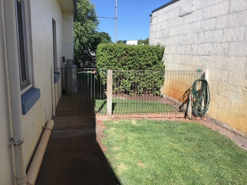 13 Portland Street, Penola SA 5277