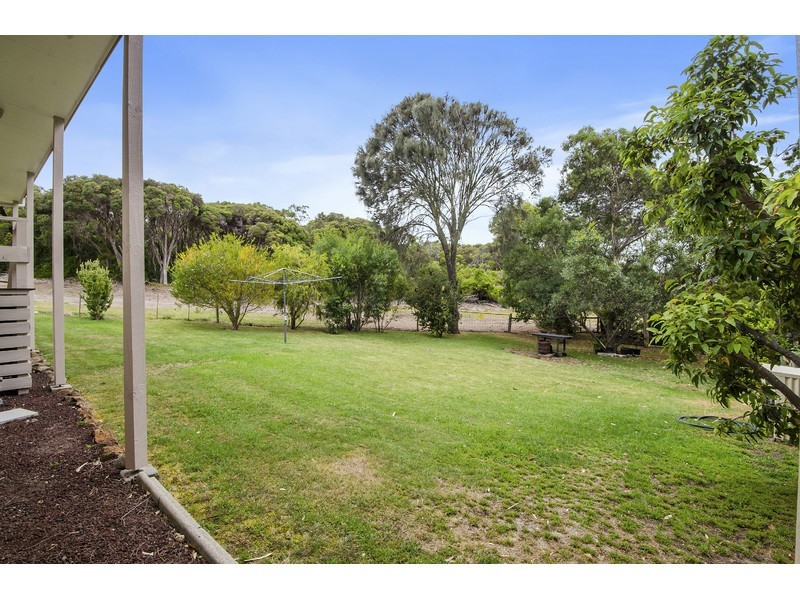 6 Tea Tree Road, Nelson VIC 3292