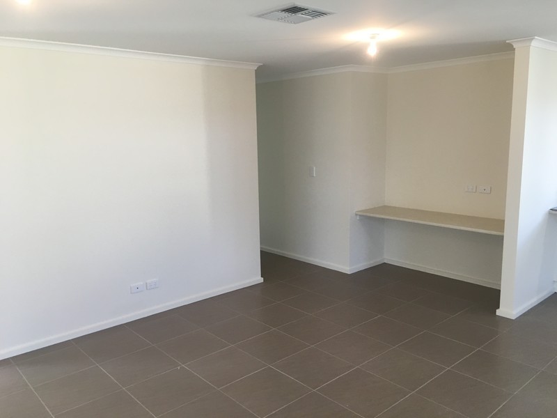 18 Telopea Court, Worrolong SA 5291