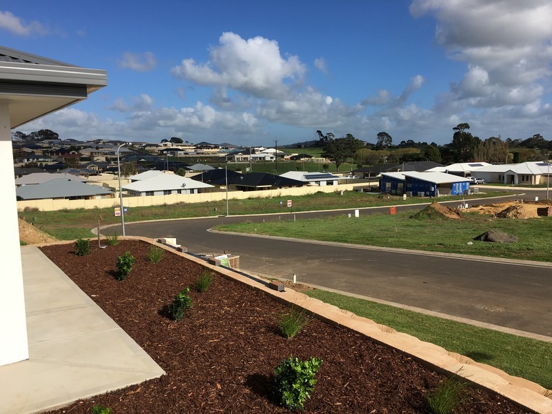 18 Telopea Court, Worrolong SA 5291