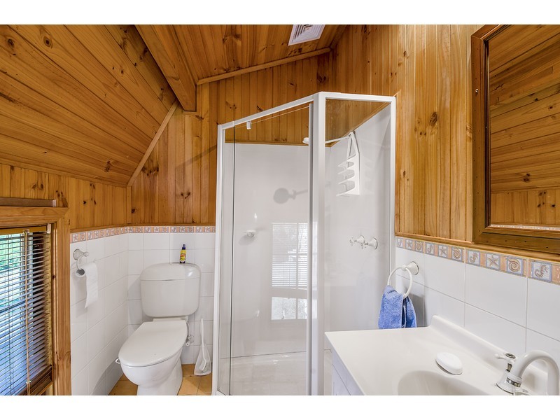 12 Racketts Road, Pelican Point SA 5291