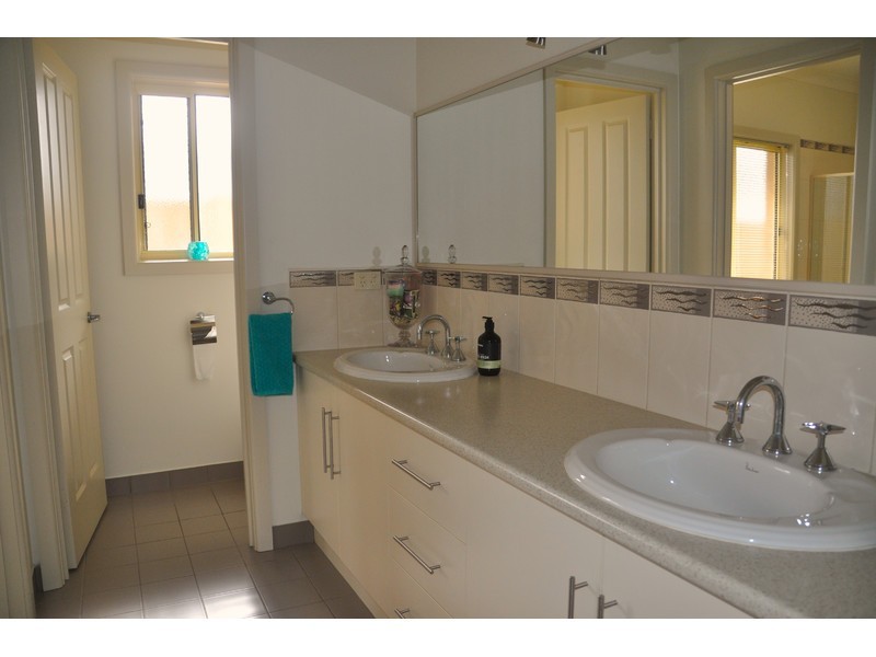 2/2 Patricia Court, Mount Gambier SA 5290