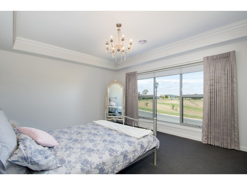 2 Stuart Court, Mount Gambier SA 5290