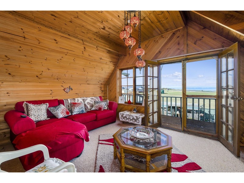 12 Racketts Road, Pelican Point SA 5291