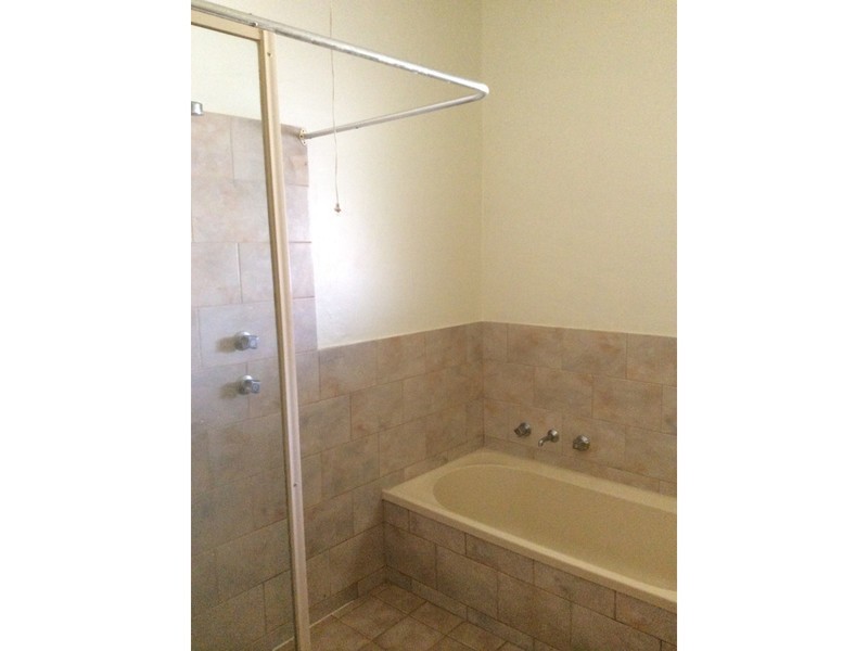 2 Hosking Avenue, Mount Gambier SA 5290