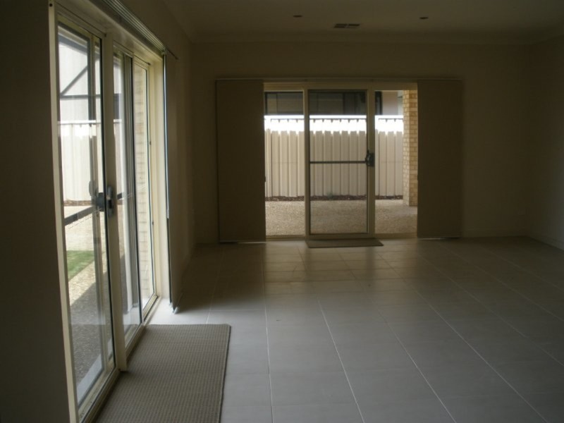 4 Queens Court, Mount Gambier SA 5290