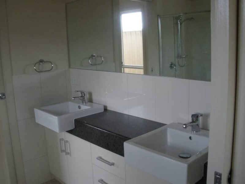 4 Queens Court, Mount Gambier SA 5290