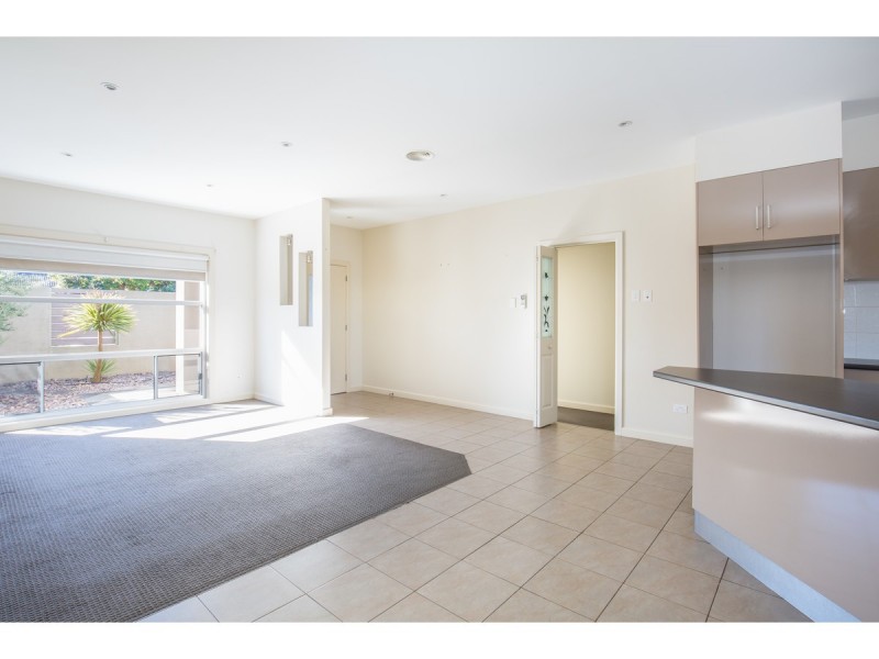 1/206 Commercial Street East, Mount Gambier SA 5290