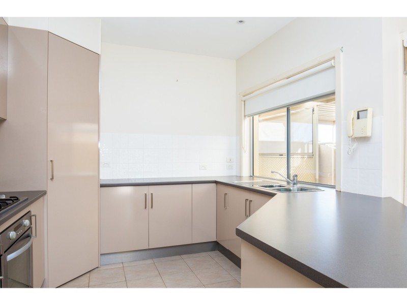 1/206 Commercial Street East, Mount Gambier SA 5290