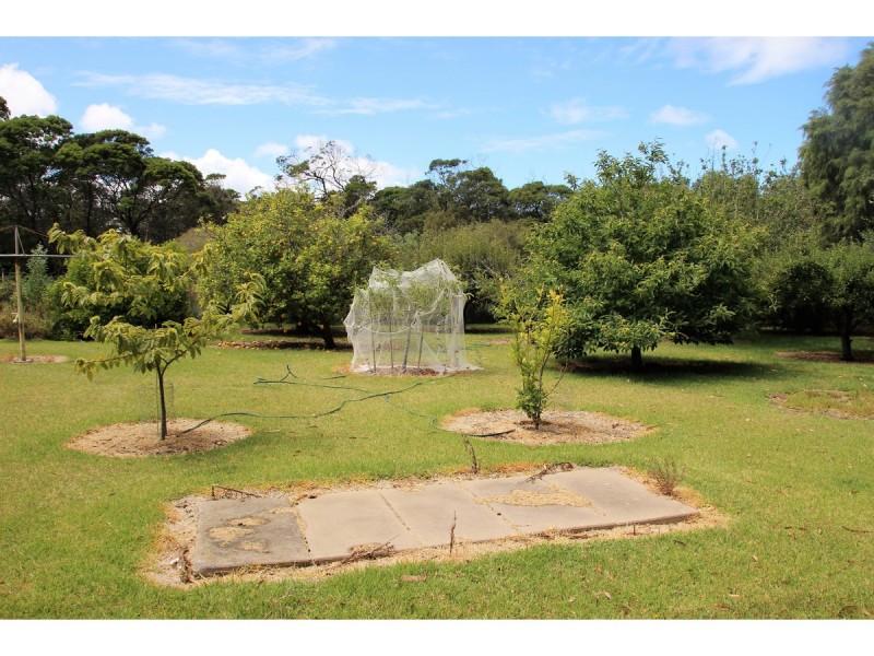 25 Simsons Landing Road, Nelson VIC 3292