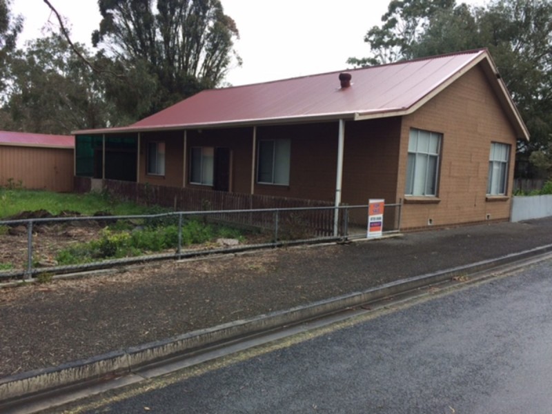 9 Adelaide Street, Kalangadoo SA 5278