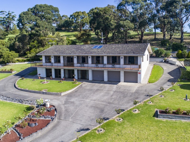57 Lake Terrace West, Mount Gambier SA 5290