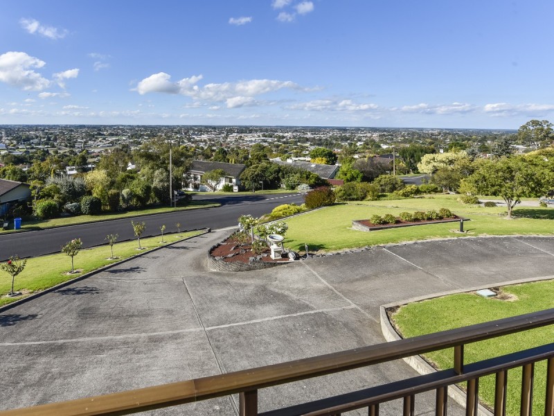 57 Lake Terrace West, Mount Gambier SA 5290
