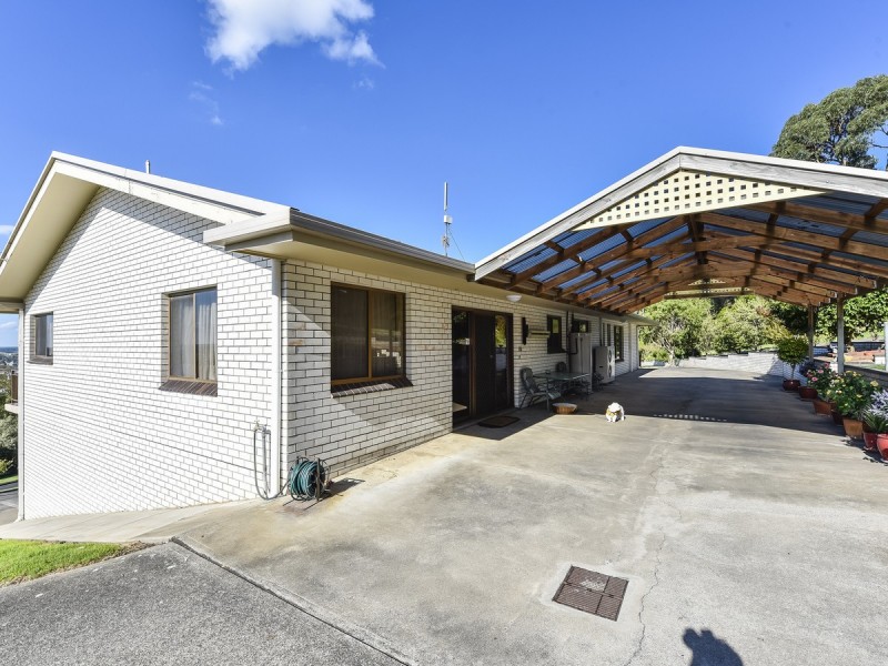 57 Lake Terrace West, Mount Gambier SA 5290