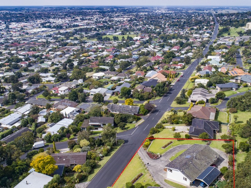 57 Lake Terrace West, Mount Gambier SA 5290