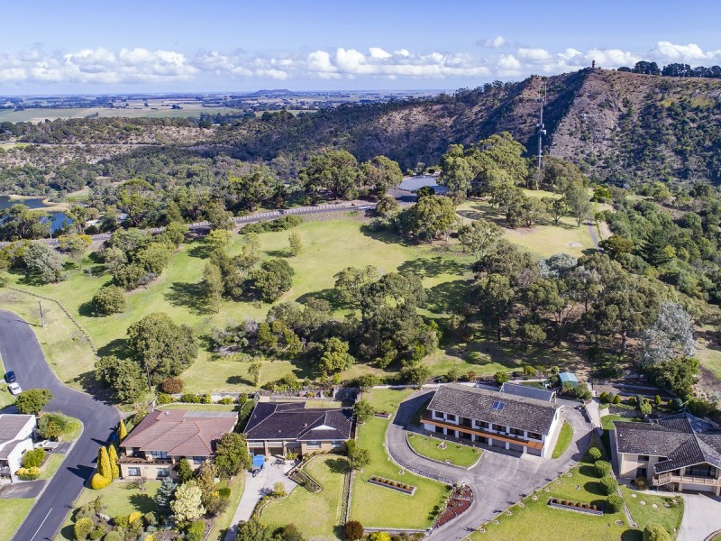 57 Lake Terrace West, Mount Gambier SA 5290