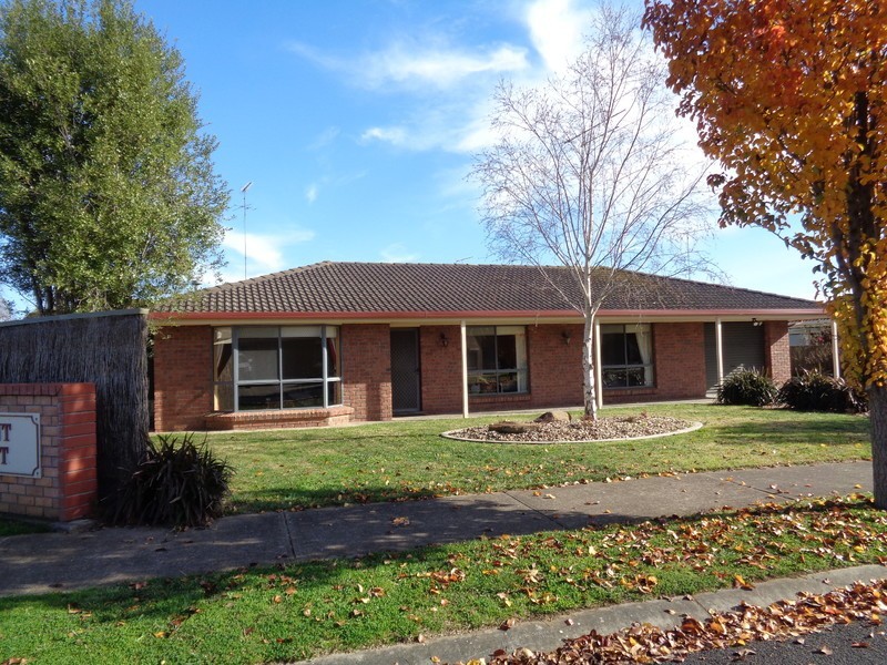 1 Glenmont Crescent, Mount Gambier SA 5290