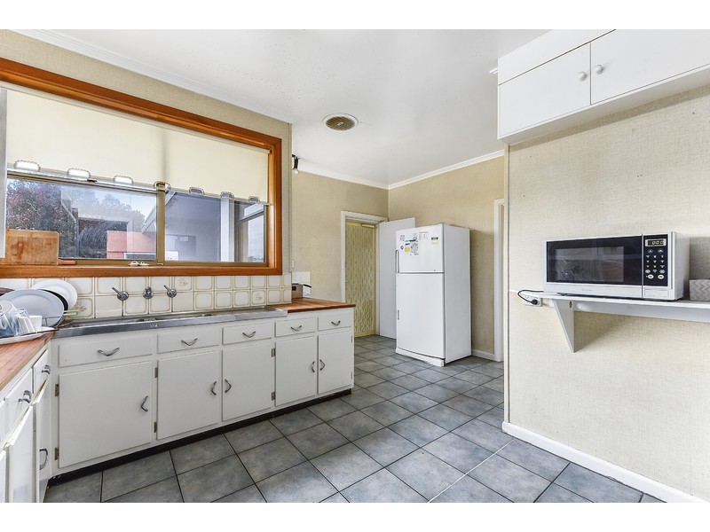 16 Sunnyside Drive, Mount Gambier SA 5290