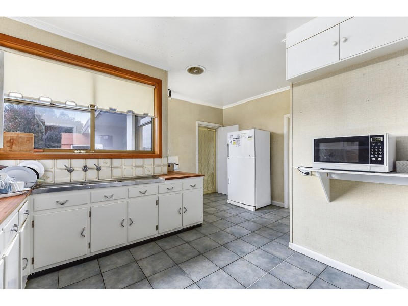 16 Sunnyside Drive, Mount Gambier SA 5290