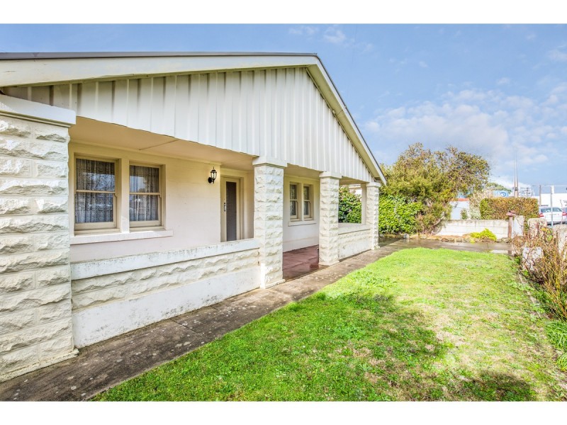 8 Derrington Street, Mount Gambier SA 5290