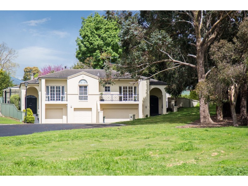 11 Bellaire Close, Mount Gambier SA 5290