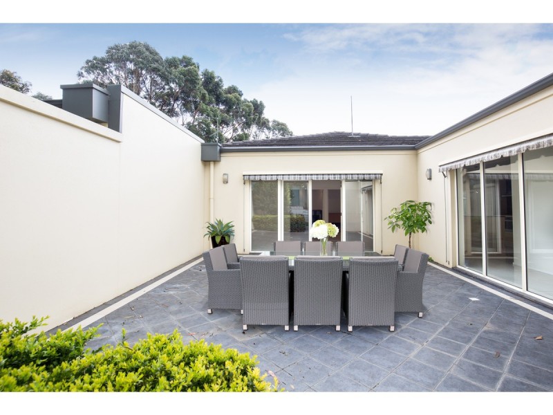 11 Bellaire Close, Mount Gambier SA 5290