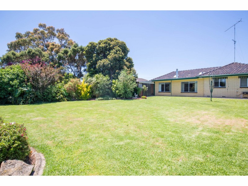 11 Sutton Avenue, Mount Gambier SA 5290