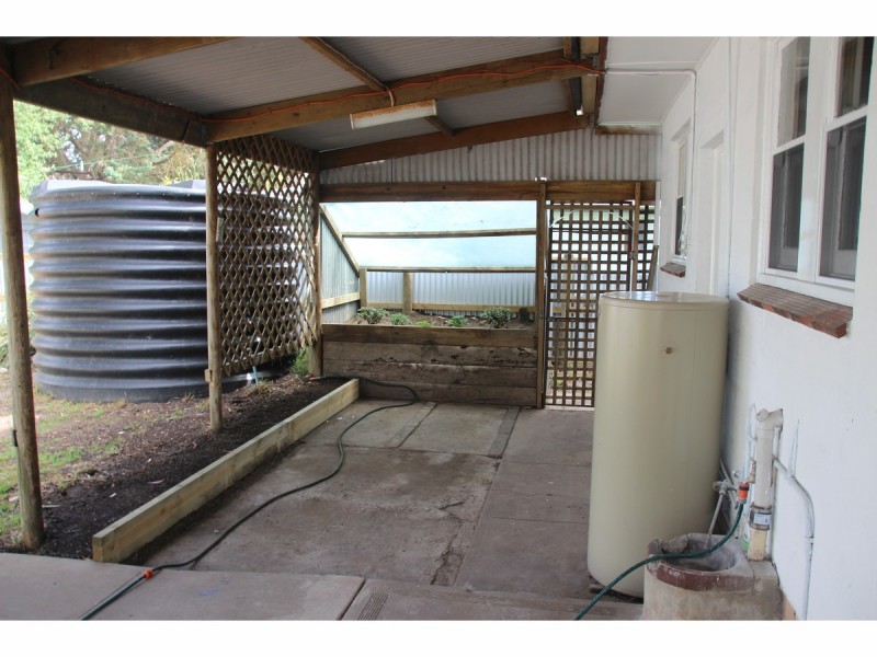 22 Penola Road, Tarpeena SA 5277