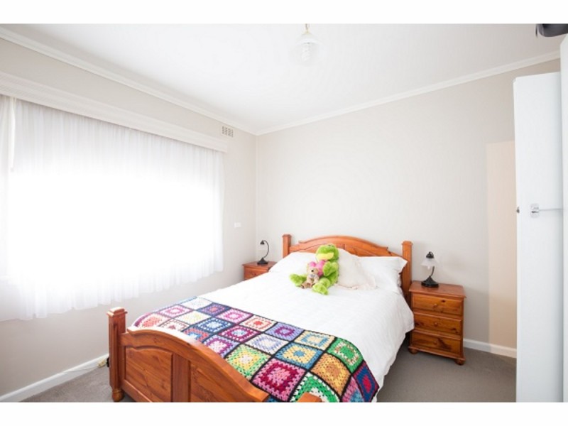 10 Sinclair Street, Mount Gambier SA 5290