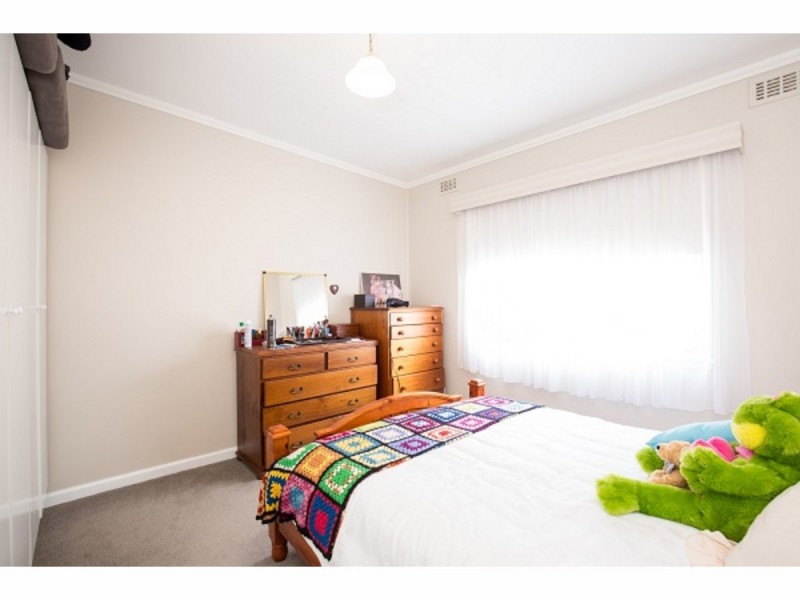 10 Sinclair Street, Mount Gambier SA 5290