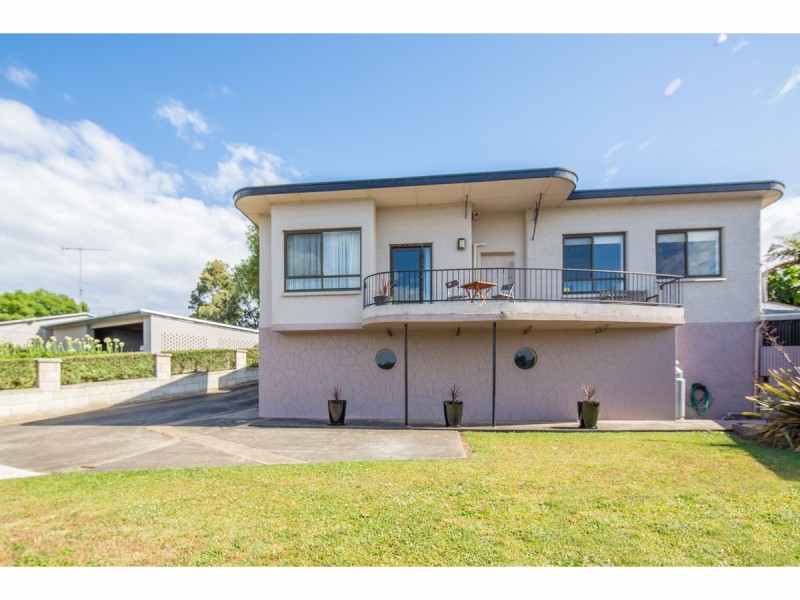 10 Sinclair Street, Mount Gambier SA 5290