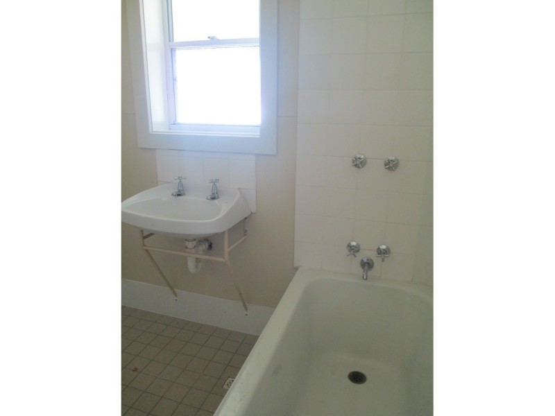 15 Ingleby Street, Mount Gambier SA 5290