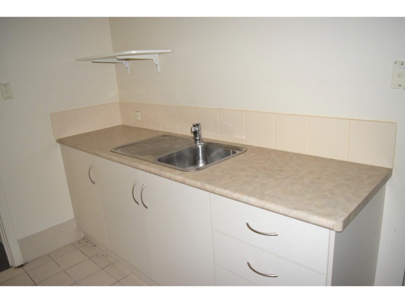 Shop 5/73-75 Suttontown Road, Mount Gambier SA 5290