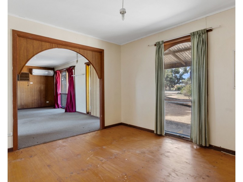 86 Pope Road, Waikerie SA 5330