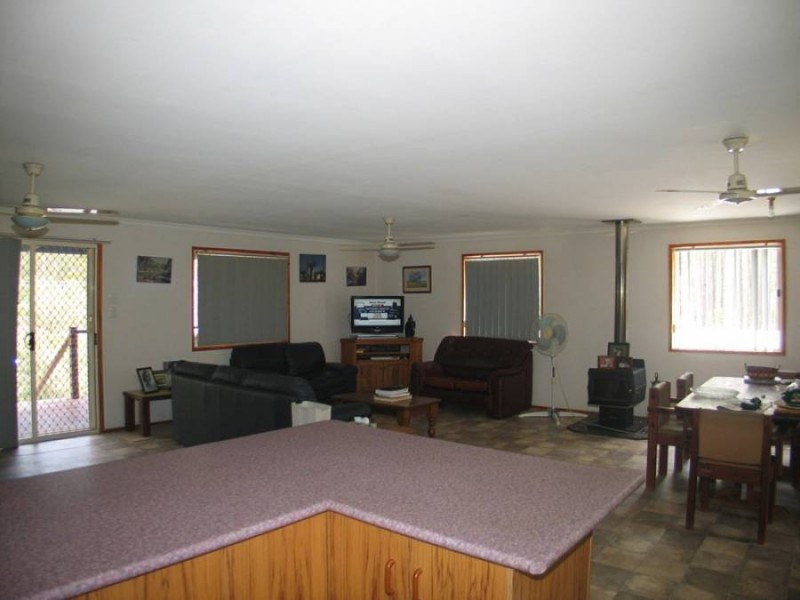 7 Arbortwentythree Road, Glenwood QLD 4570