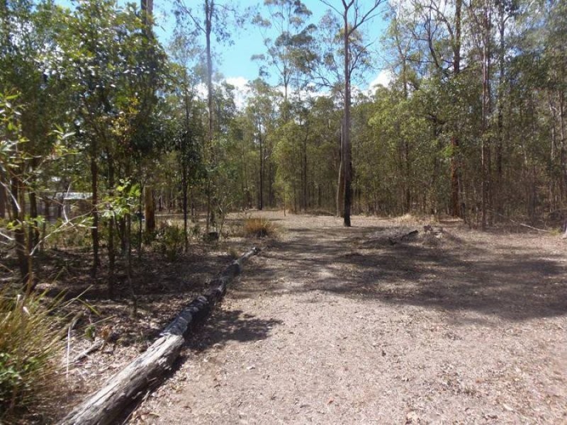 21 Templar Road, Glenwood QLD 4570