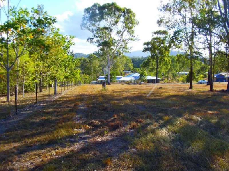 18 Coolabah Court, Pie Creek QLD 4570