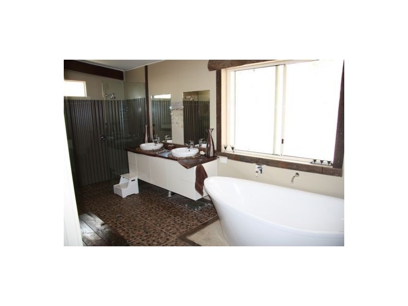Goomboorian QLD 4570