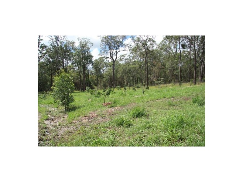 Goomboorian QLD 4570