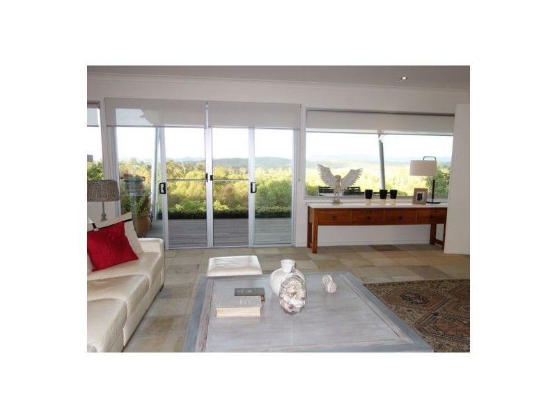 69 Panorama Drive, The Dawn QLD 4570