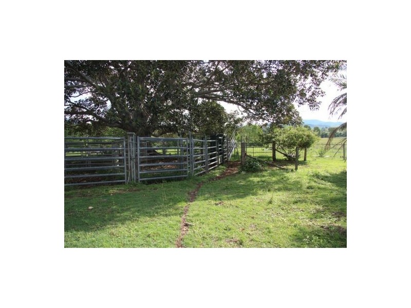 Glastonbury QLD 4570