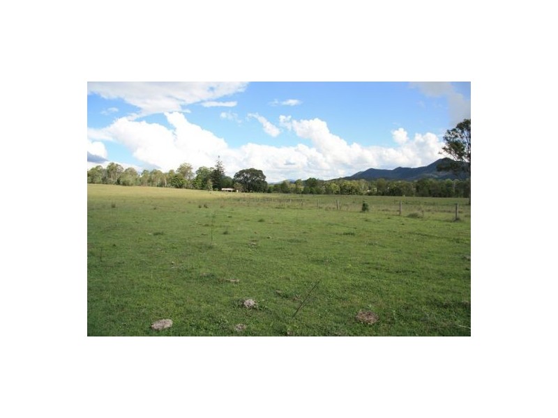 Glastonbury QLD 4570